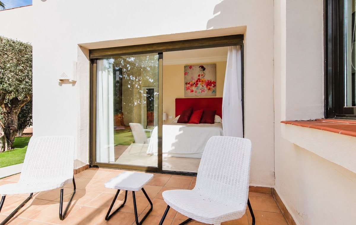 4 Bed Detached Villa in Roda Golf