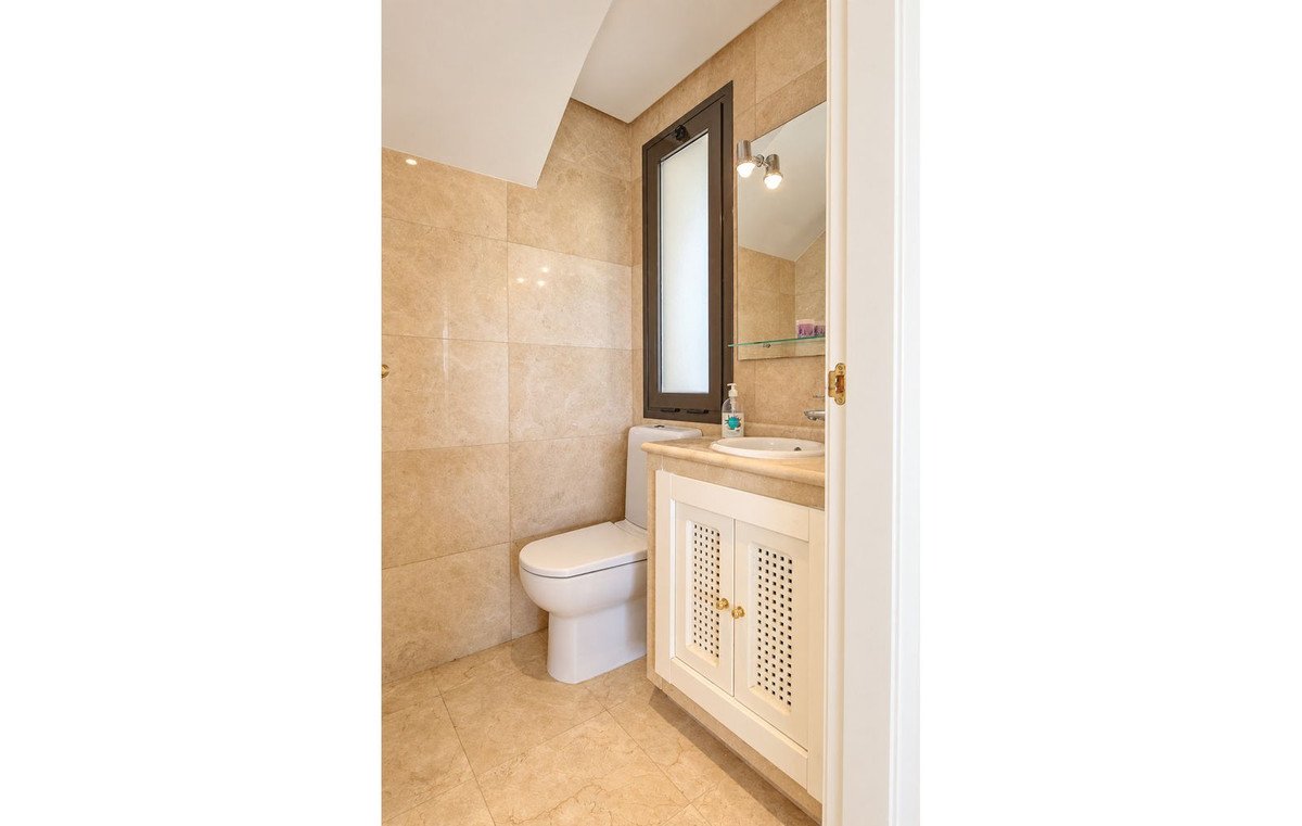 4 Bed Detached Villa in Roda Golf