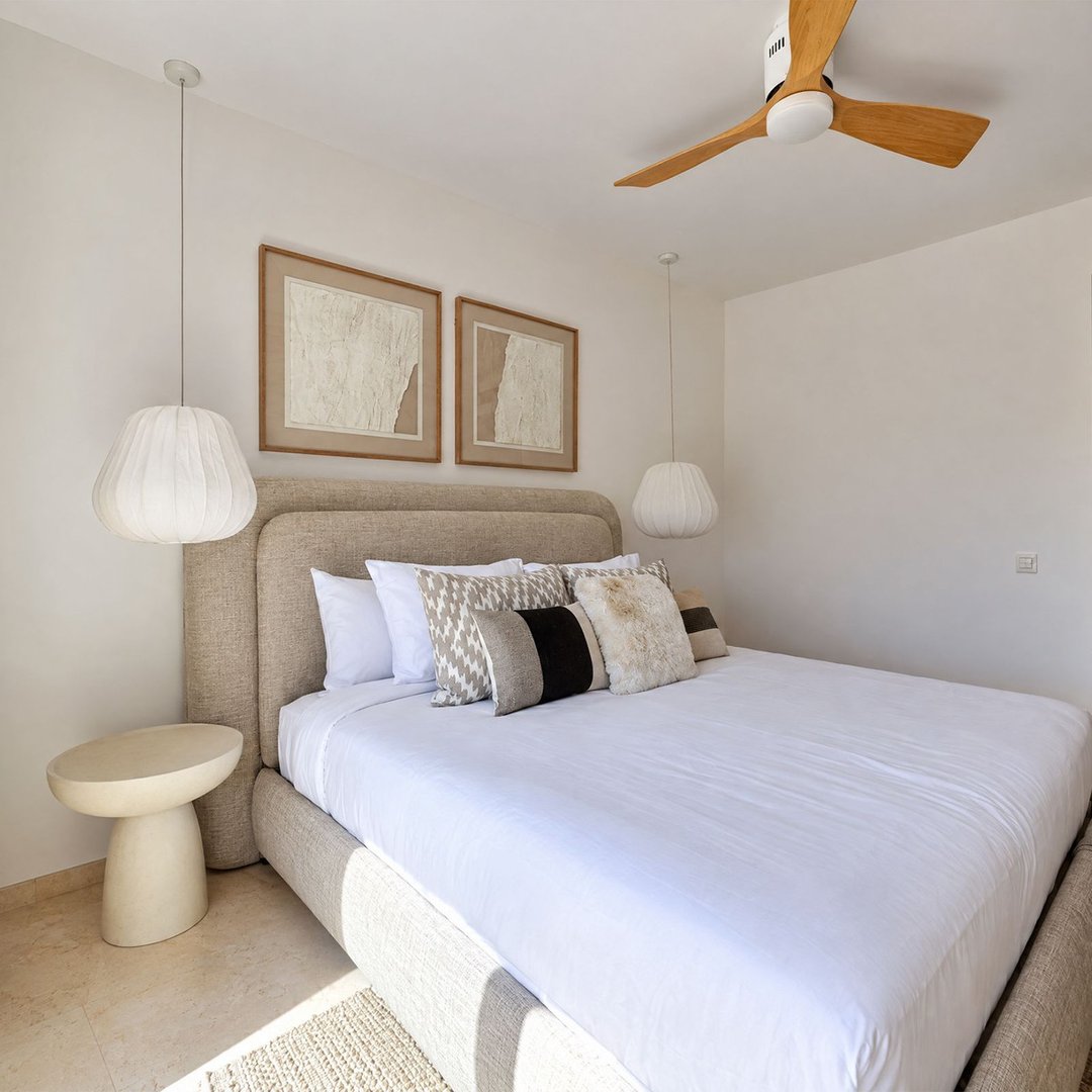 3 Bed Middle Floor Apartment in Estepona