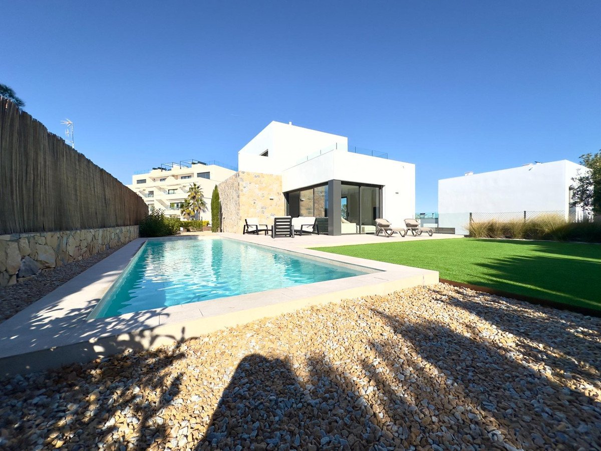 3 Bed Detached Villa in Orihuela