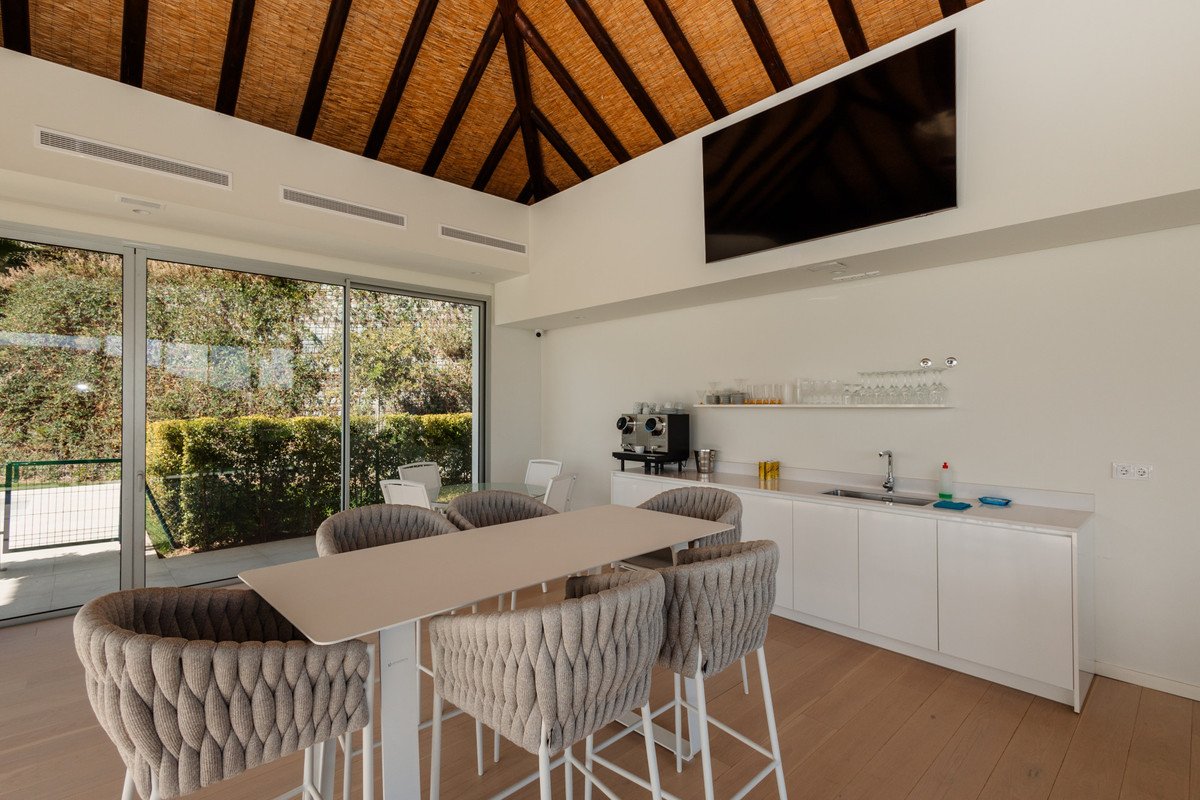 4 Bed Duplex in Benahavís