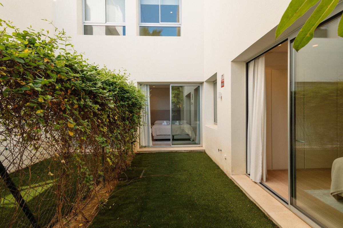 4 Bed Duplex in Benahavís