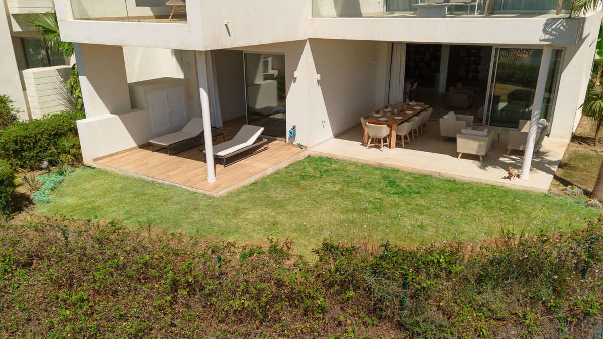 4 Bed Duplex in Benahavís