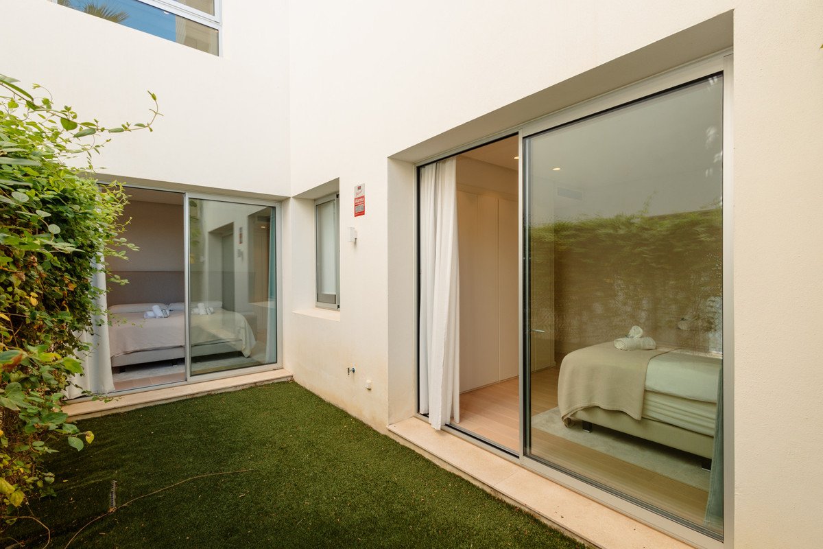 4 Bed Duplex in Benahavís