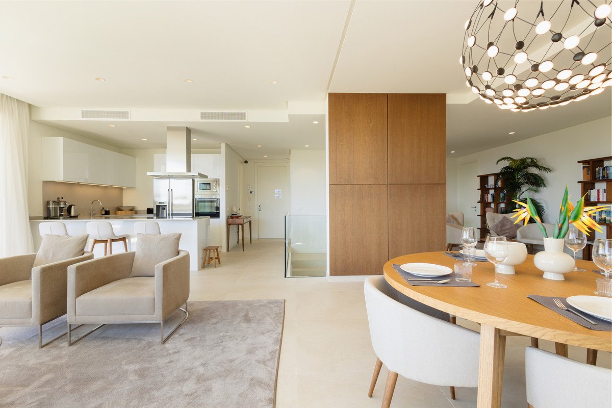 4 Bed Duplex in Benahavís