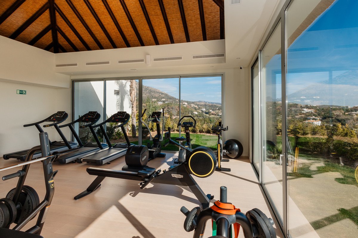 4 Bed Duplex in Benahavís