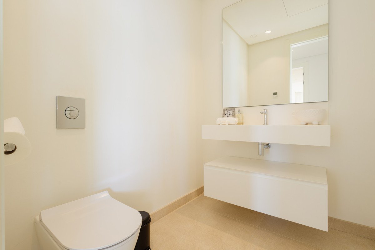 4 Bed Duplex in Benahavís