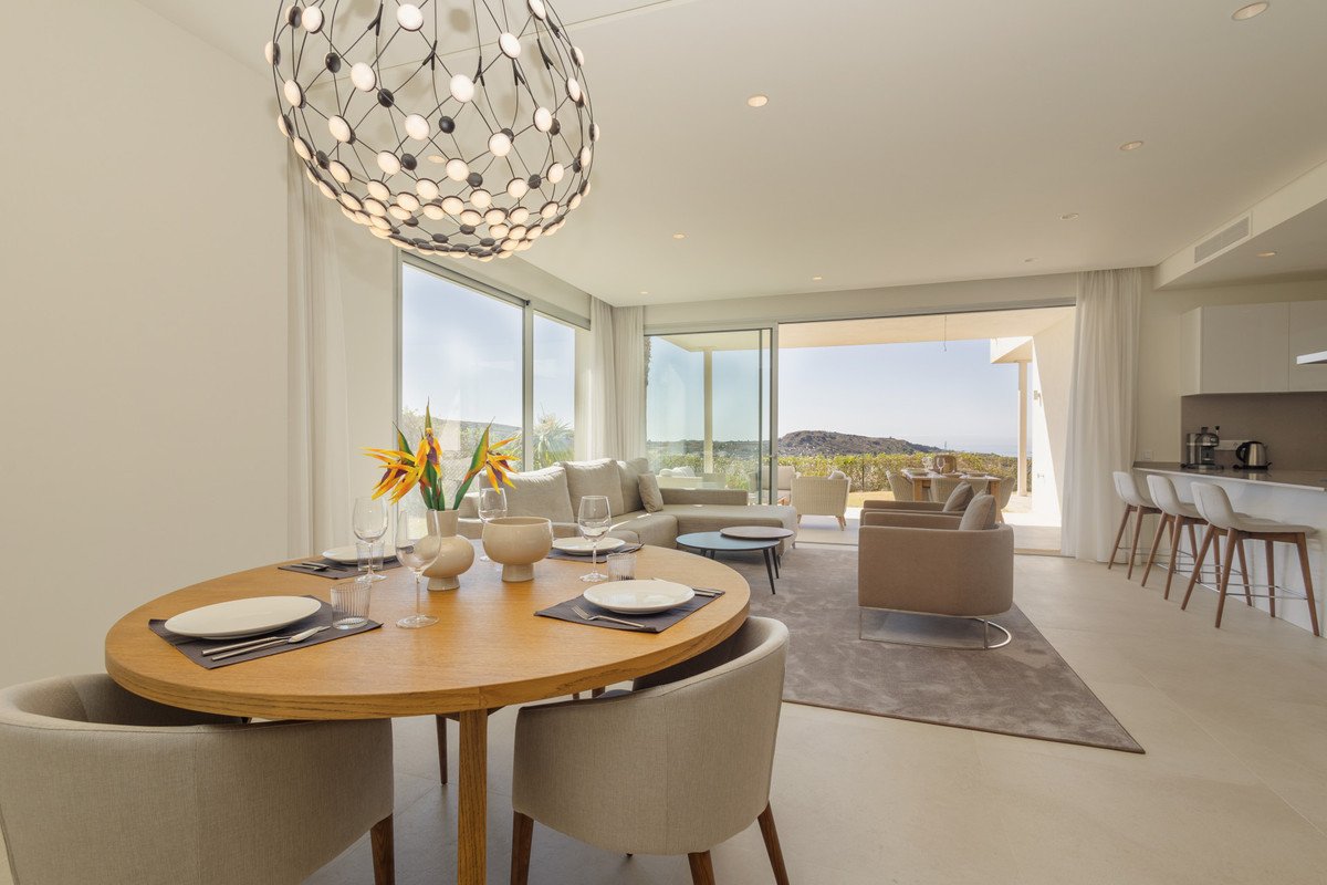 4 Bed Duplex in Benahavís