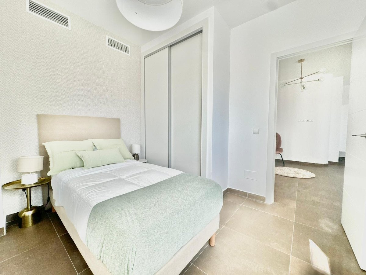 3 Bed Middle Floor Apartment in Puerto Banús