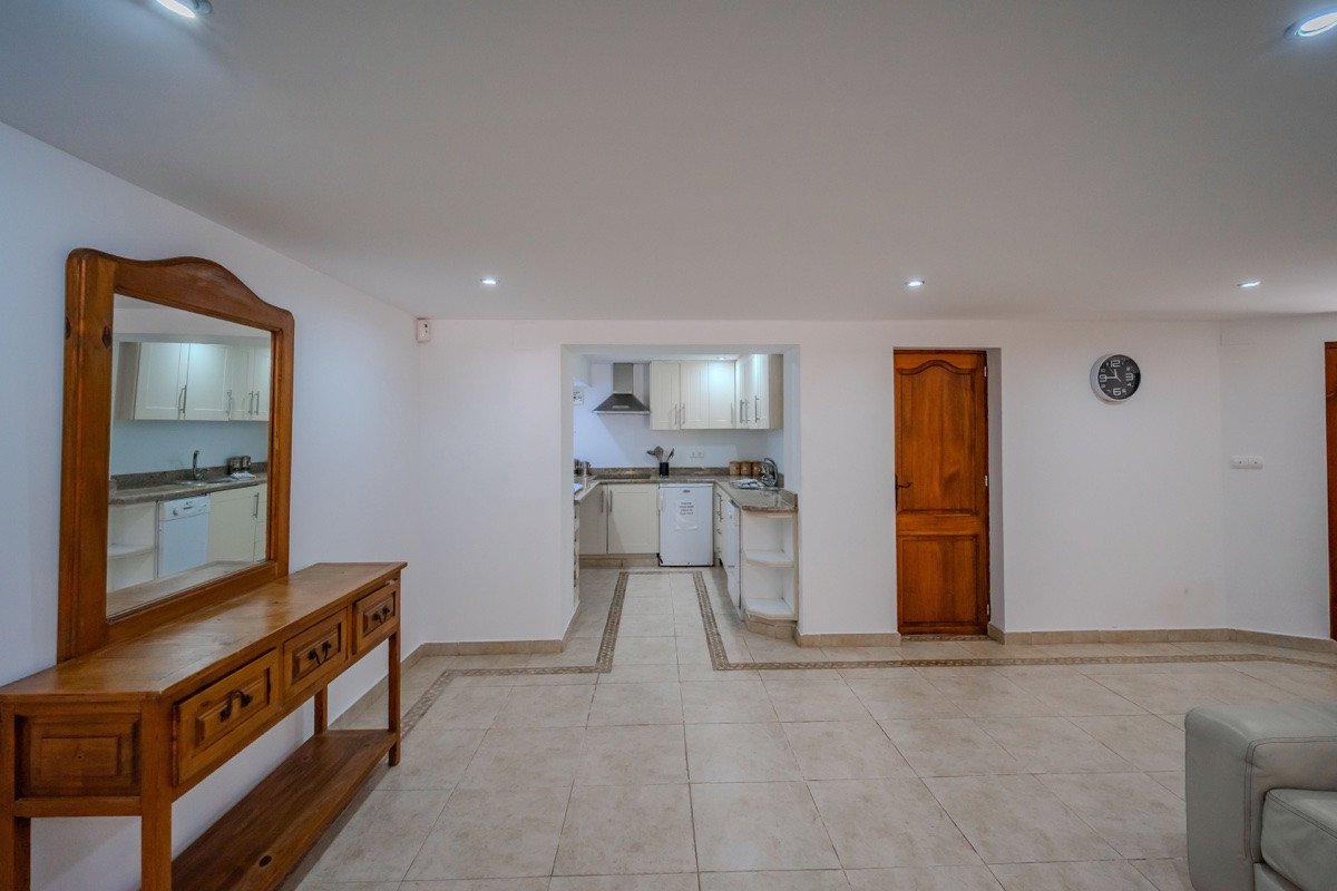 4 Bed Detached Villa in Cabo Roig