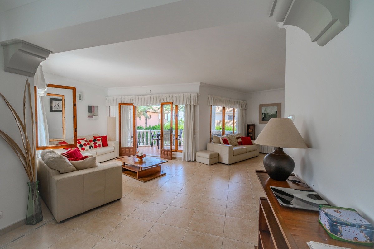 4 Bed Detached Villa in Cabo Roig