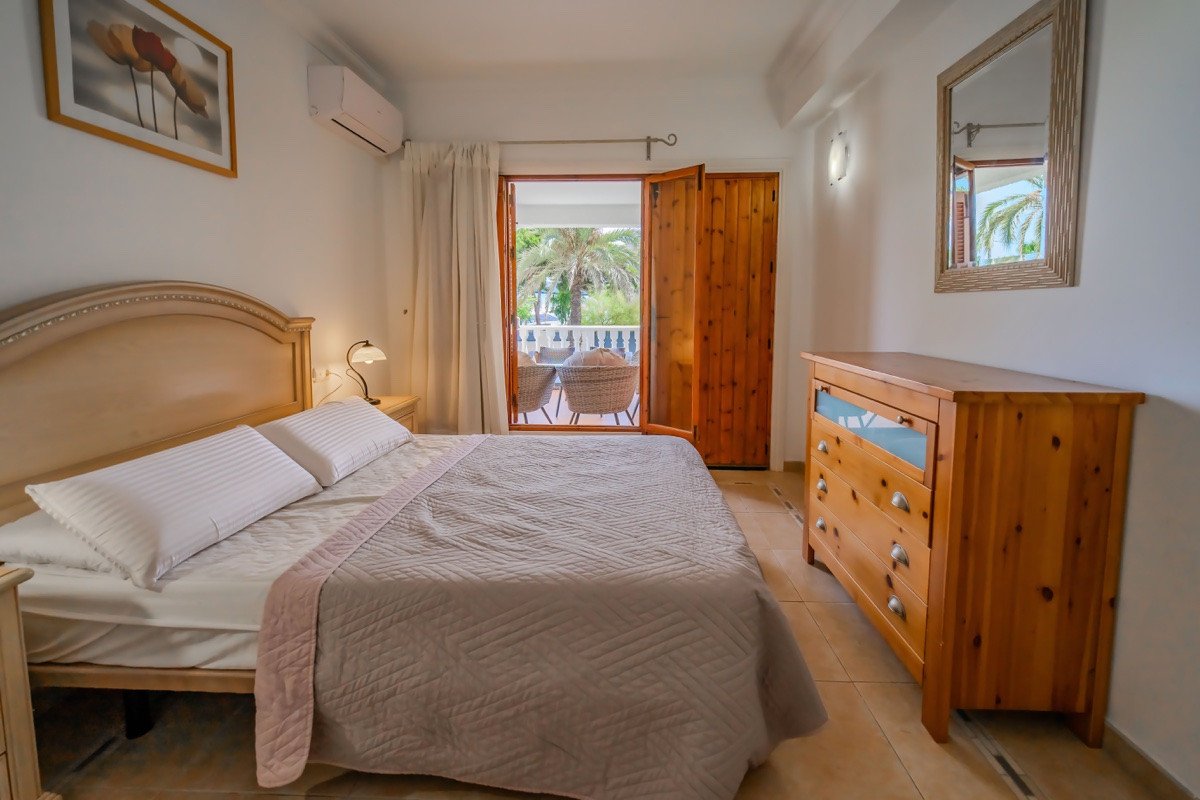 4 Bed Detached Villa in Cabo Roig