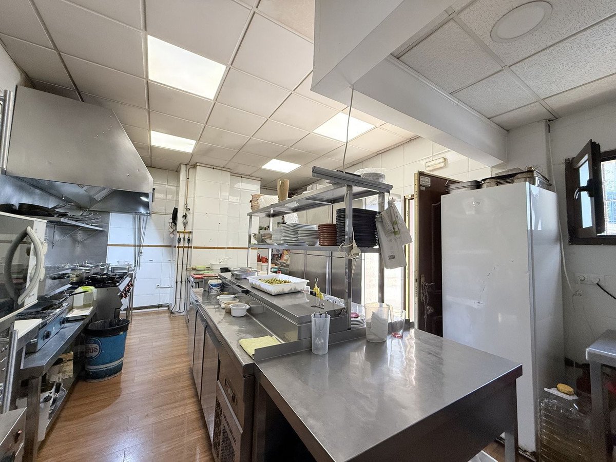 2 Bed Restaurant in La Cala de Mijas