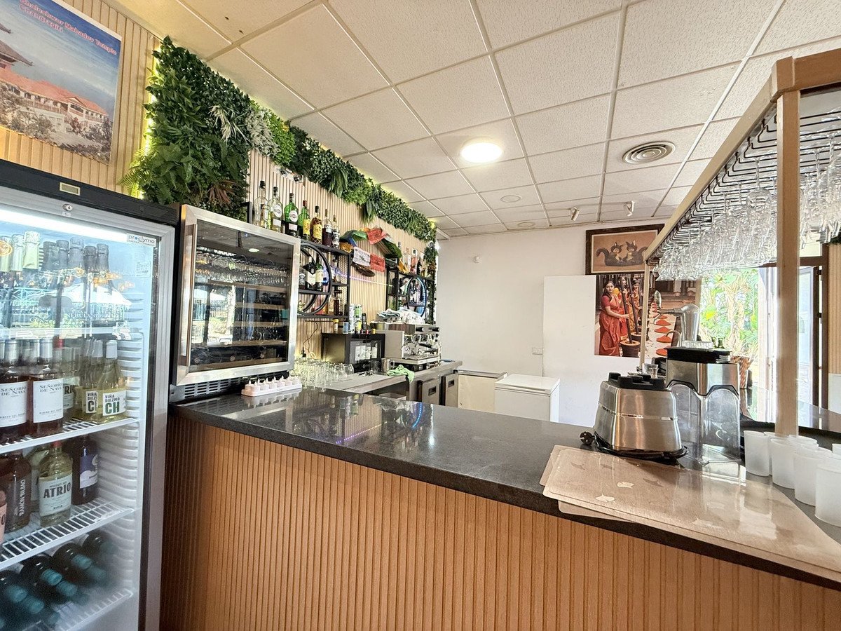 2 Bed Restaurant in La Cala de Mijas