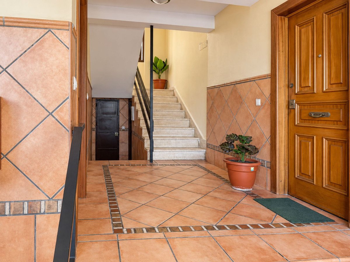 3 Bed Middle Floor Apartment in Benalmadena