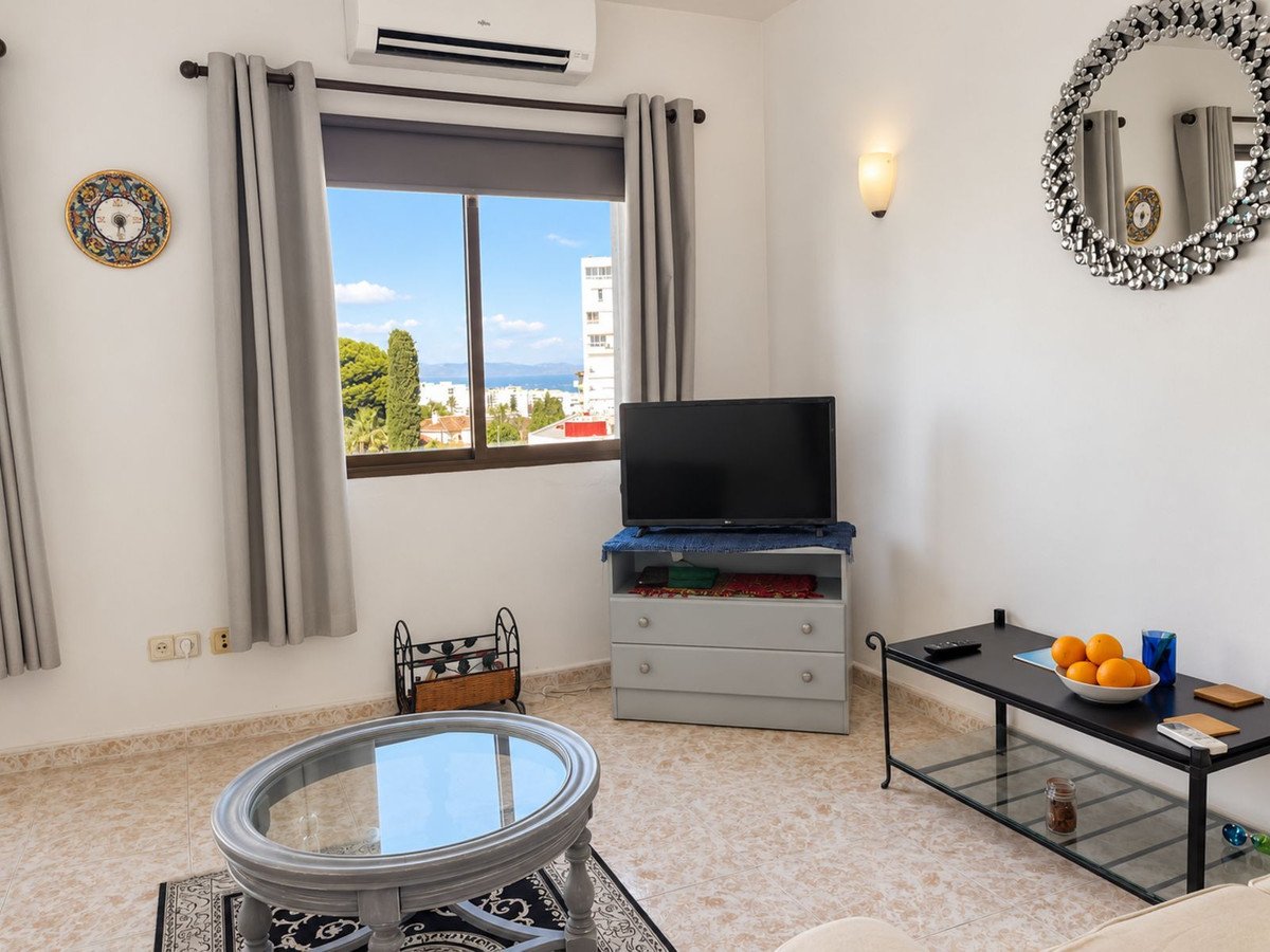 3 Bed Middle Floor Apartment in Benalmadena