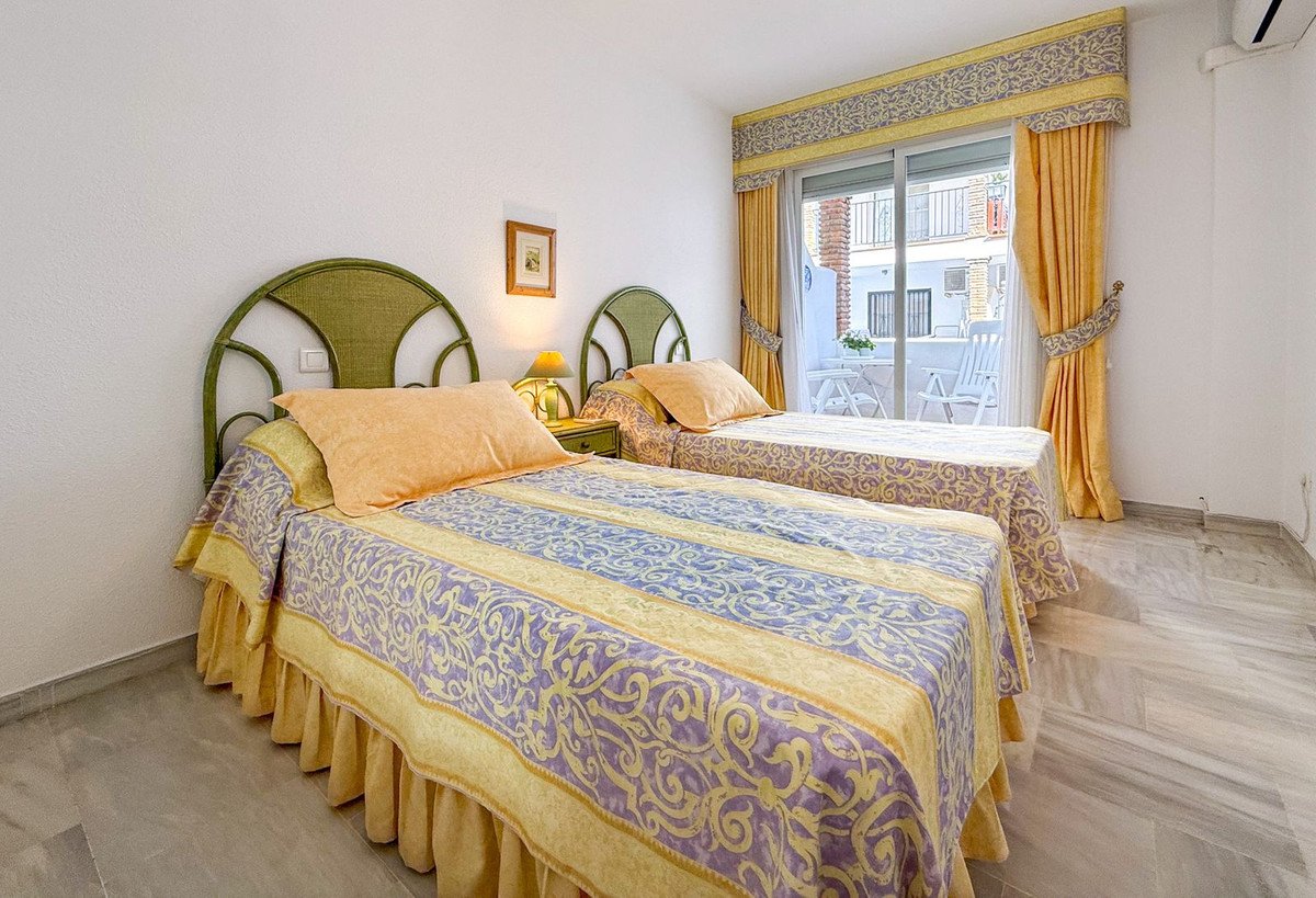 2 Bed Middle Floor Apartment in Mijas Golf