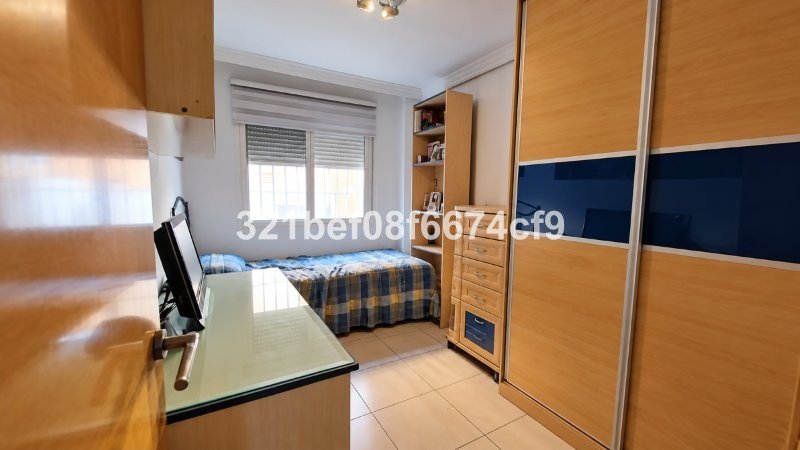 3 Bed Middle Floor Apartment in Málaga