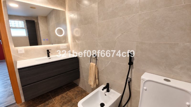 3 Bed Middle Floor Apartment in Málaga