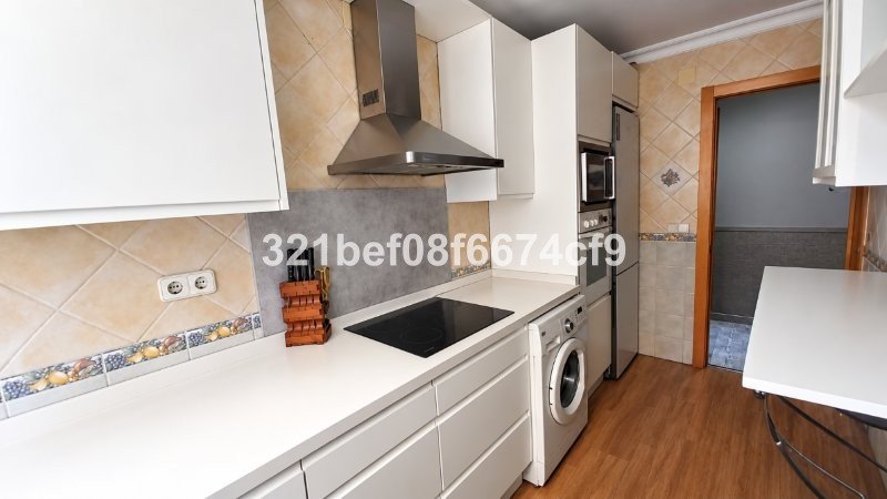 3 Bed Middle Floor Apartment in Málaga