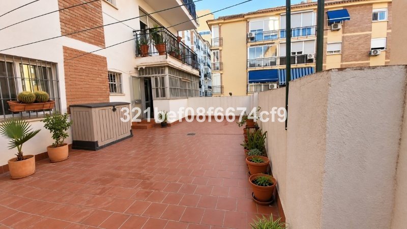 3 Bed Middle Floor Apartment in Málaga