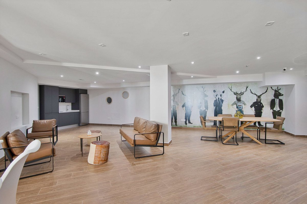 2 Bed Middle Floor Apartment in Torreblanca
