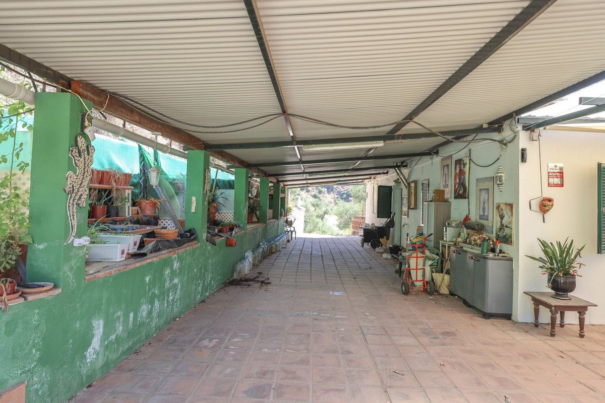 3 Bed Detached Villa in Monda