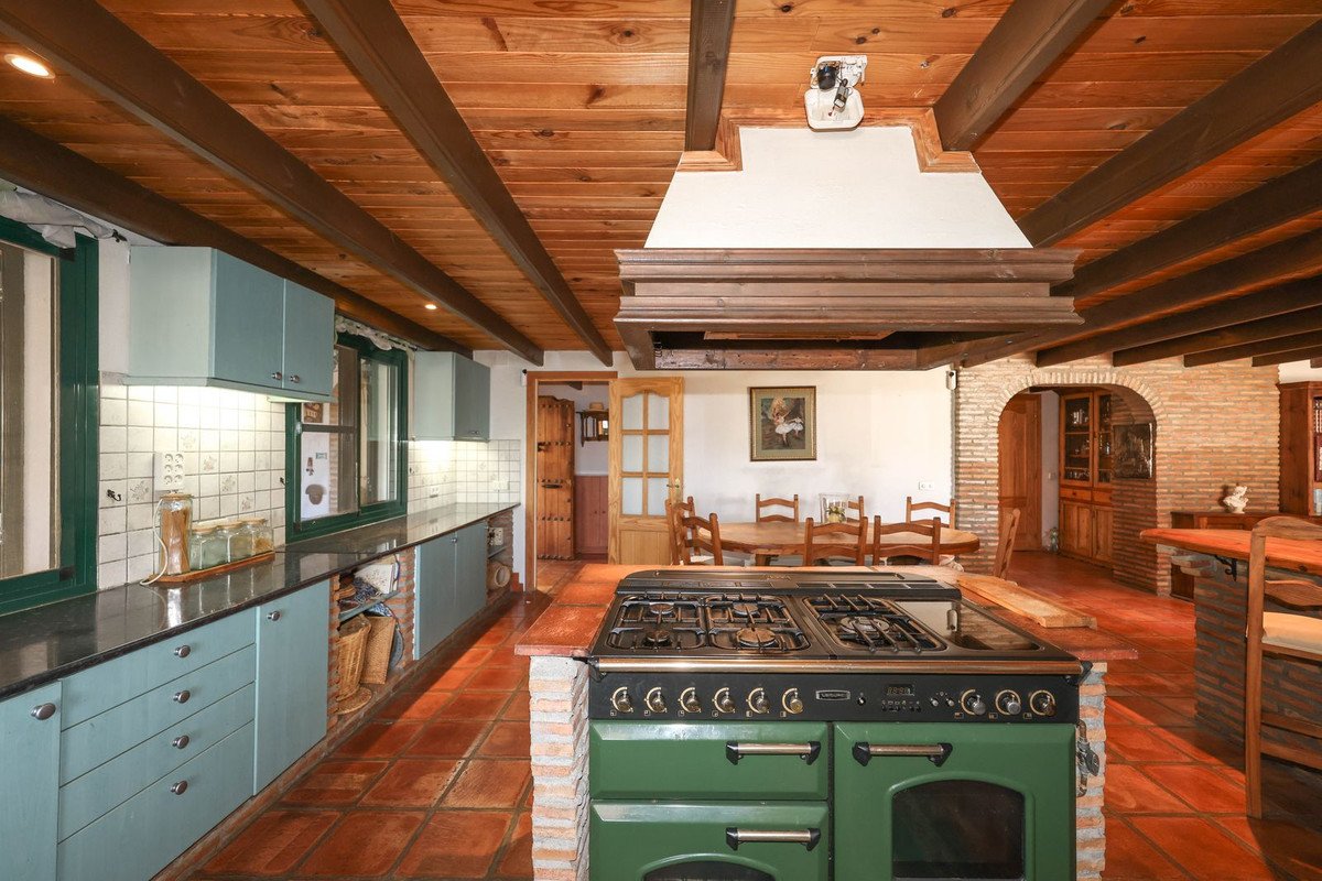 3 Bed Detached Villa in Monda
