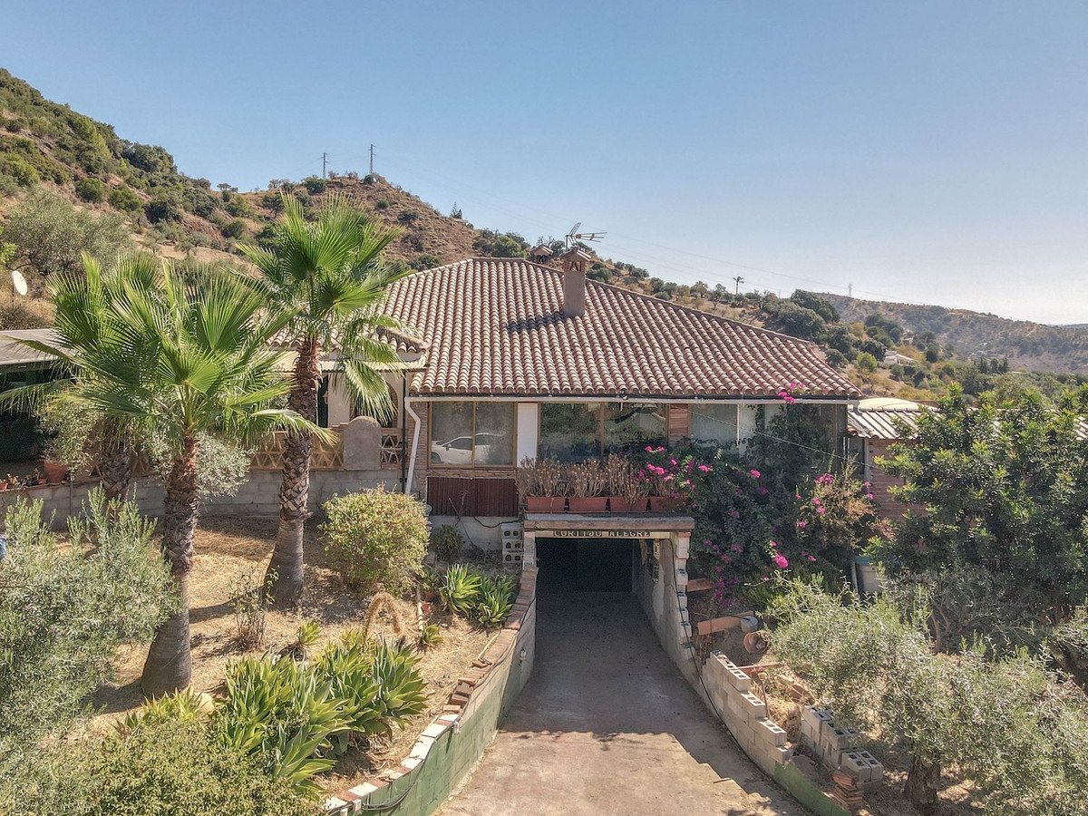 3 Bed Detached Villa in Monda