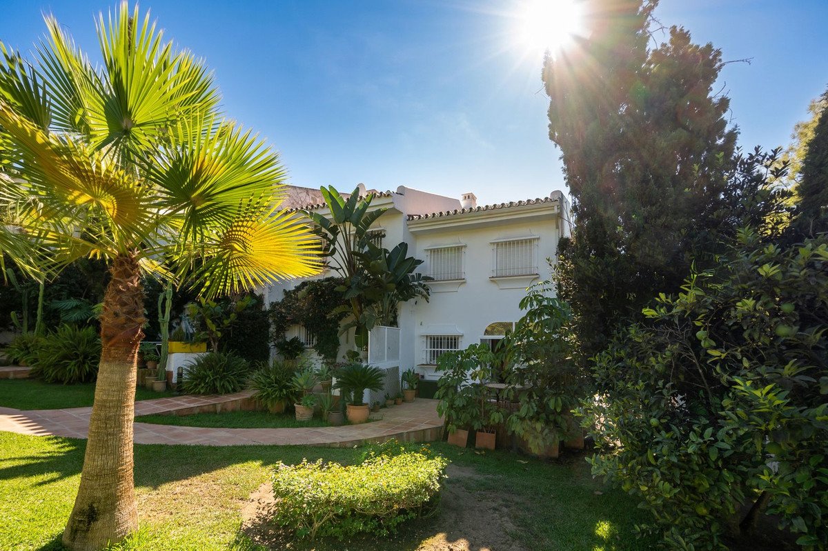 2 Bed Townhouse in Cabopino