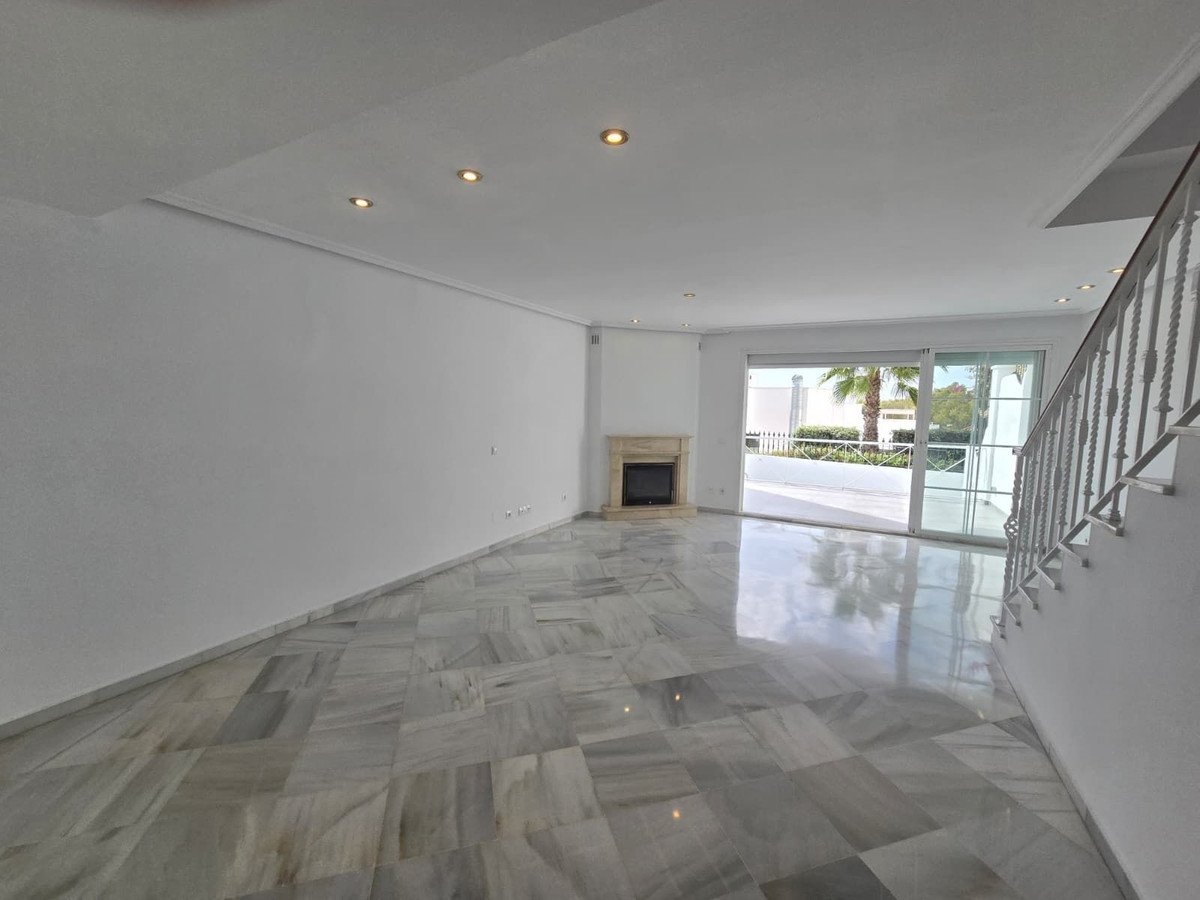 3 Bed Townhouse in Nagüeles