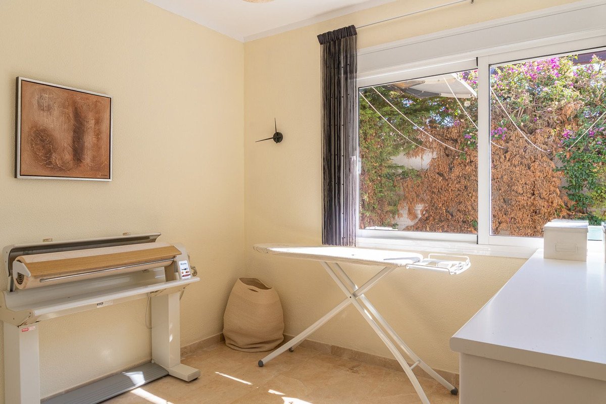4 Bed Detached Villa in La Capellania