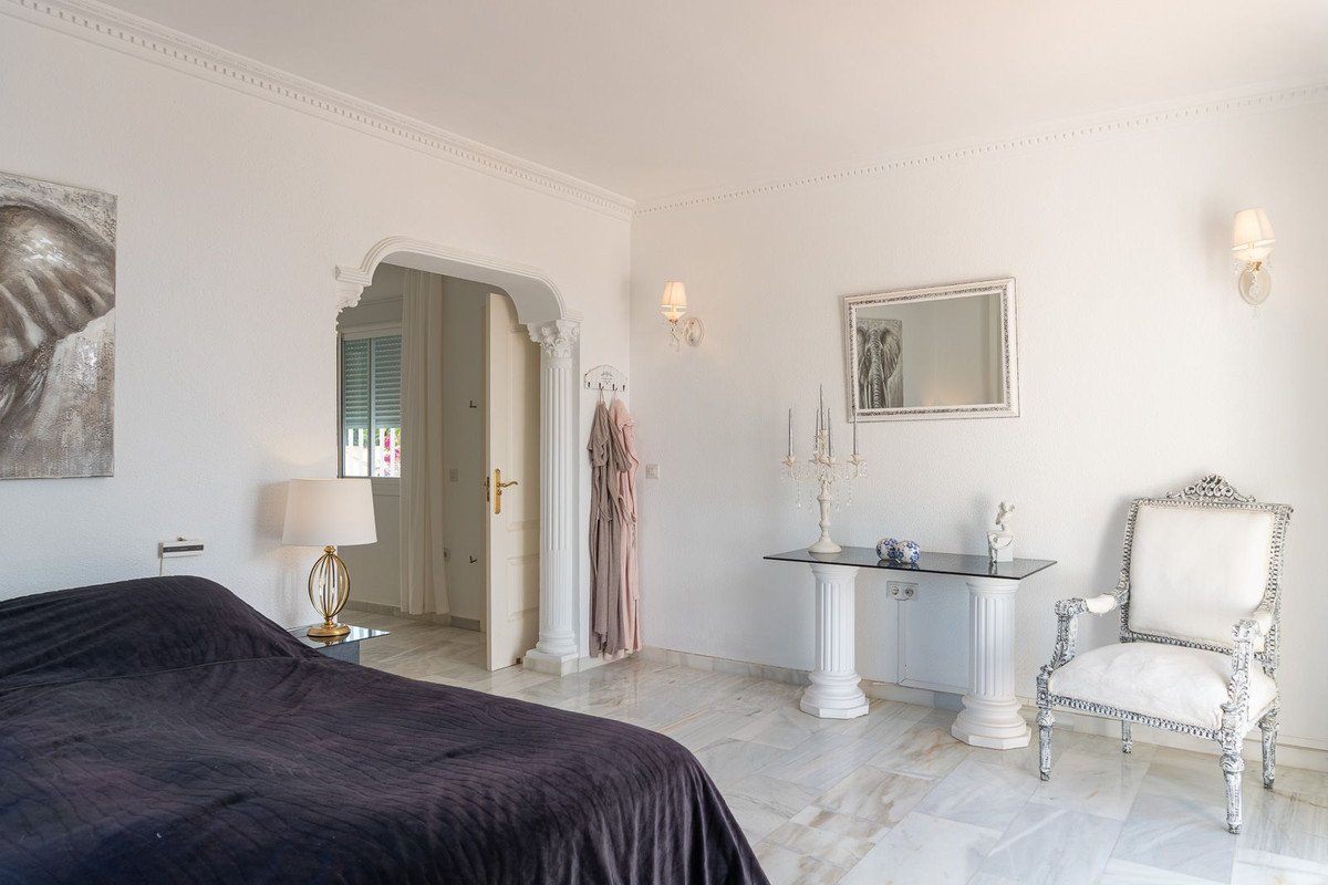 4 Bed Detached Villa in La Capellania