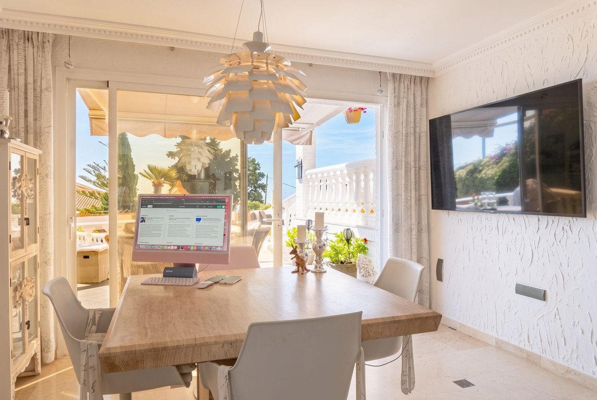 4 Bed Detached Villa in La Capellania