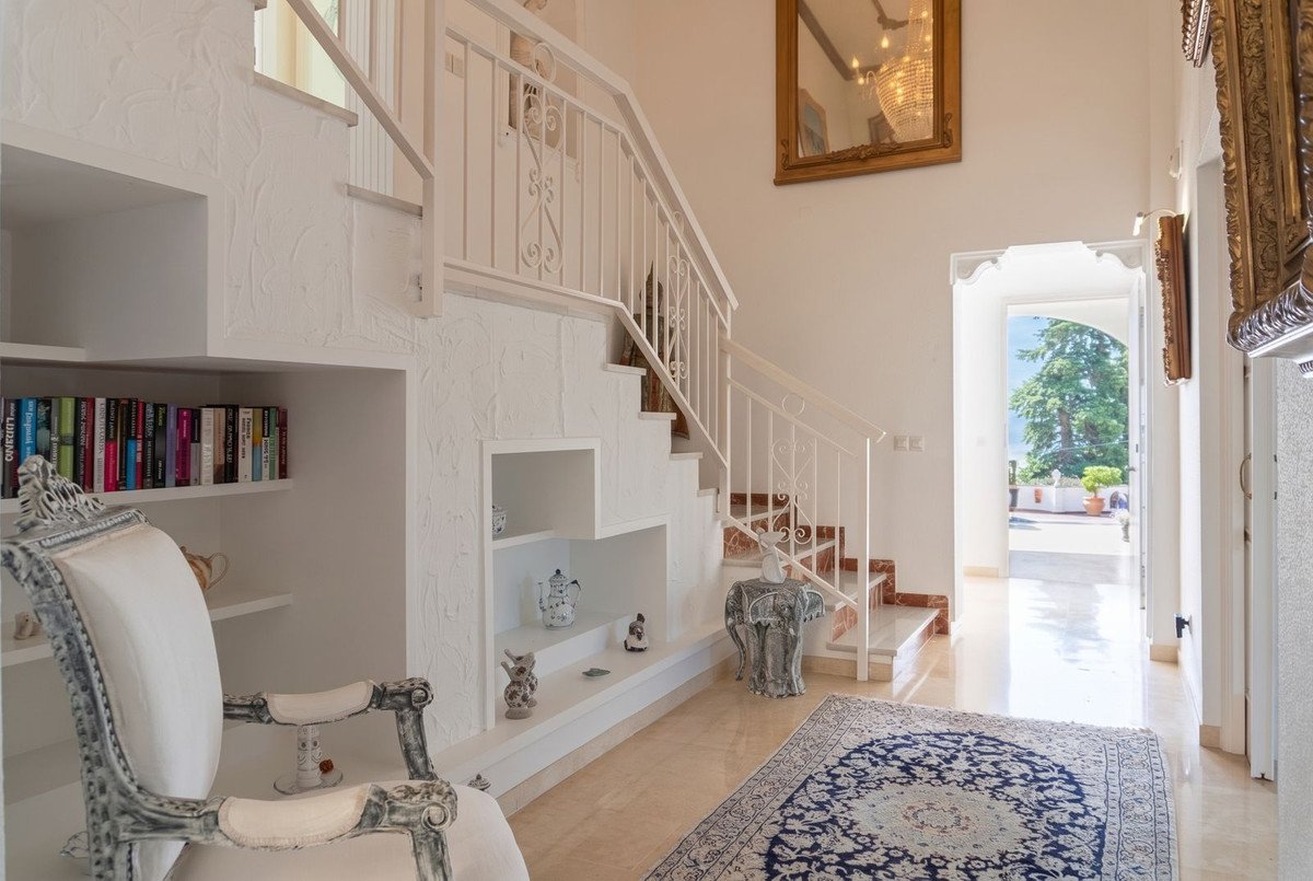 4 Bed Detached Villa in La Capellania