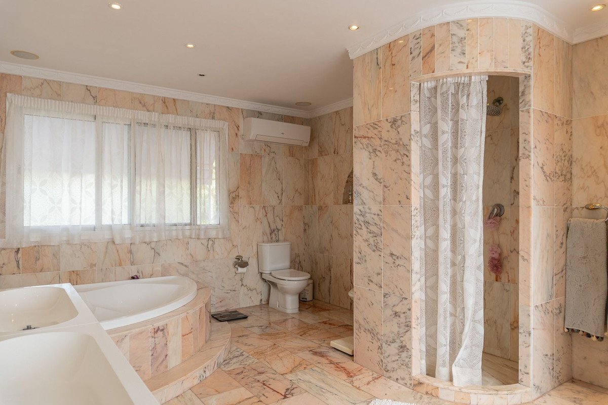 4 Bed Detached Villa in La Capellania
