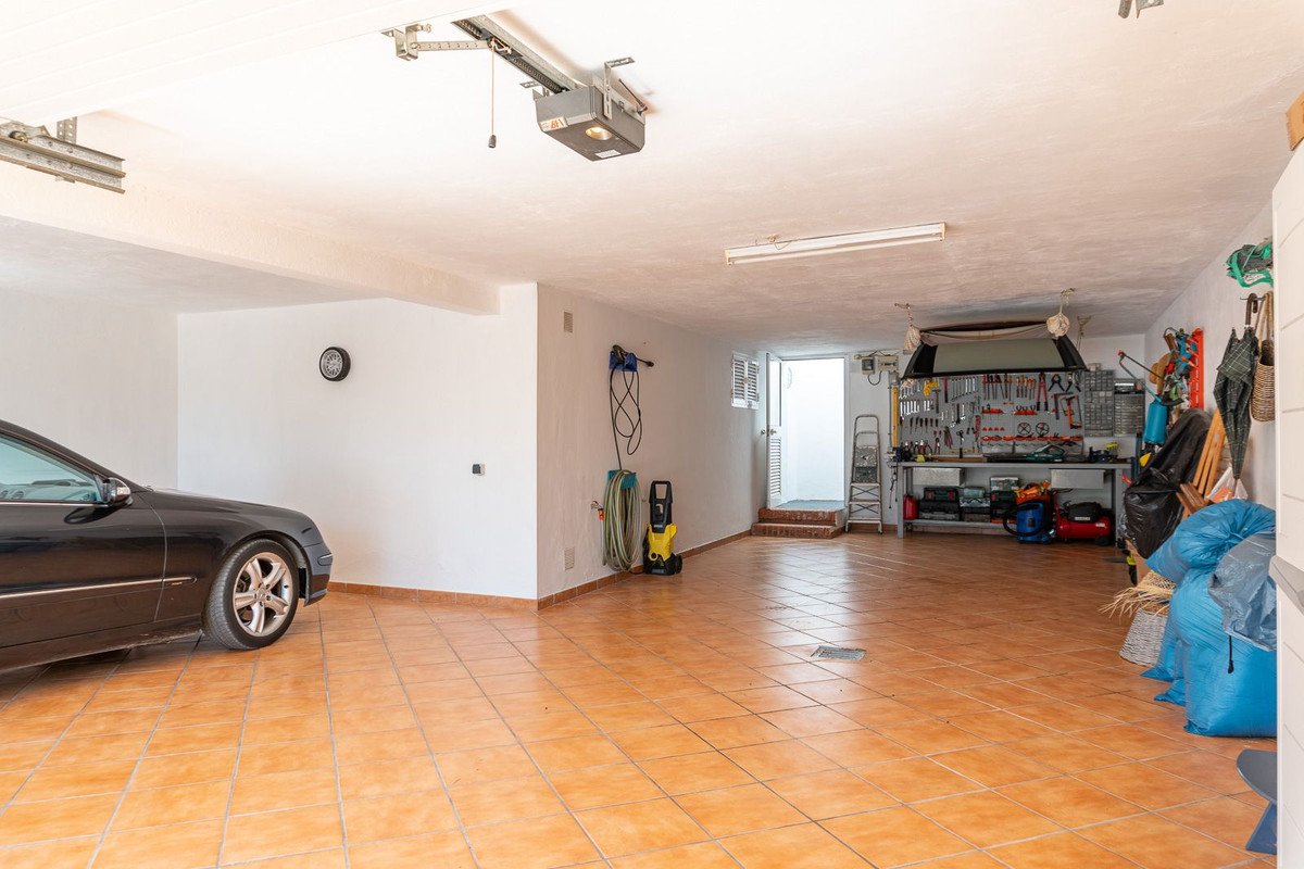 4 Bed Detached Villa in La Capellania