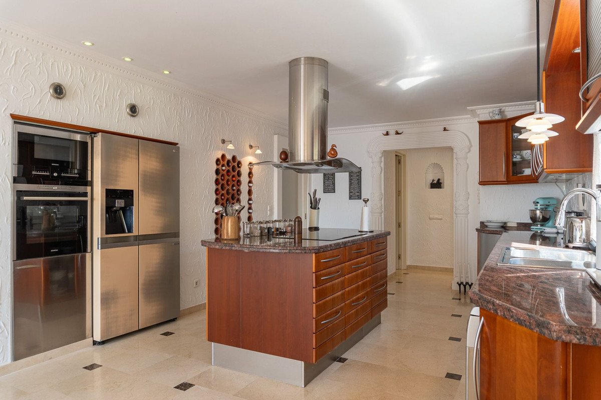4 Bed Detached Villa in La Capellania