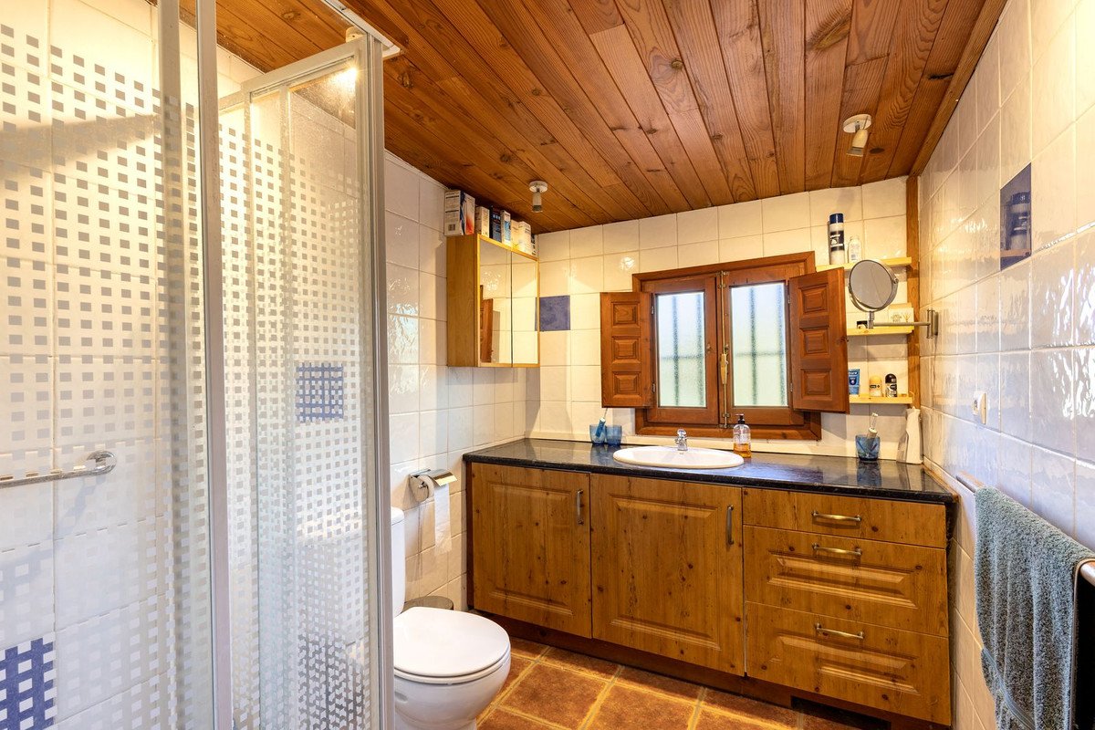 3 Bed Finca - Cortijo in Coín