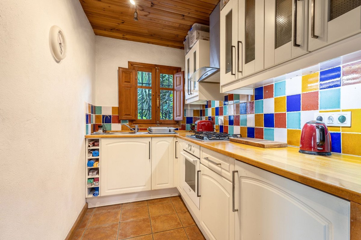 3 Bed Finca - Cortijo in Coín