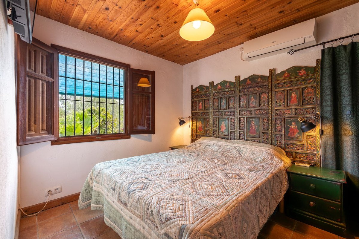 3 Bed Finca - Cortijo in Coín