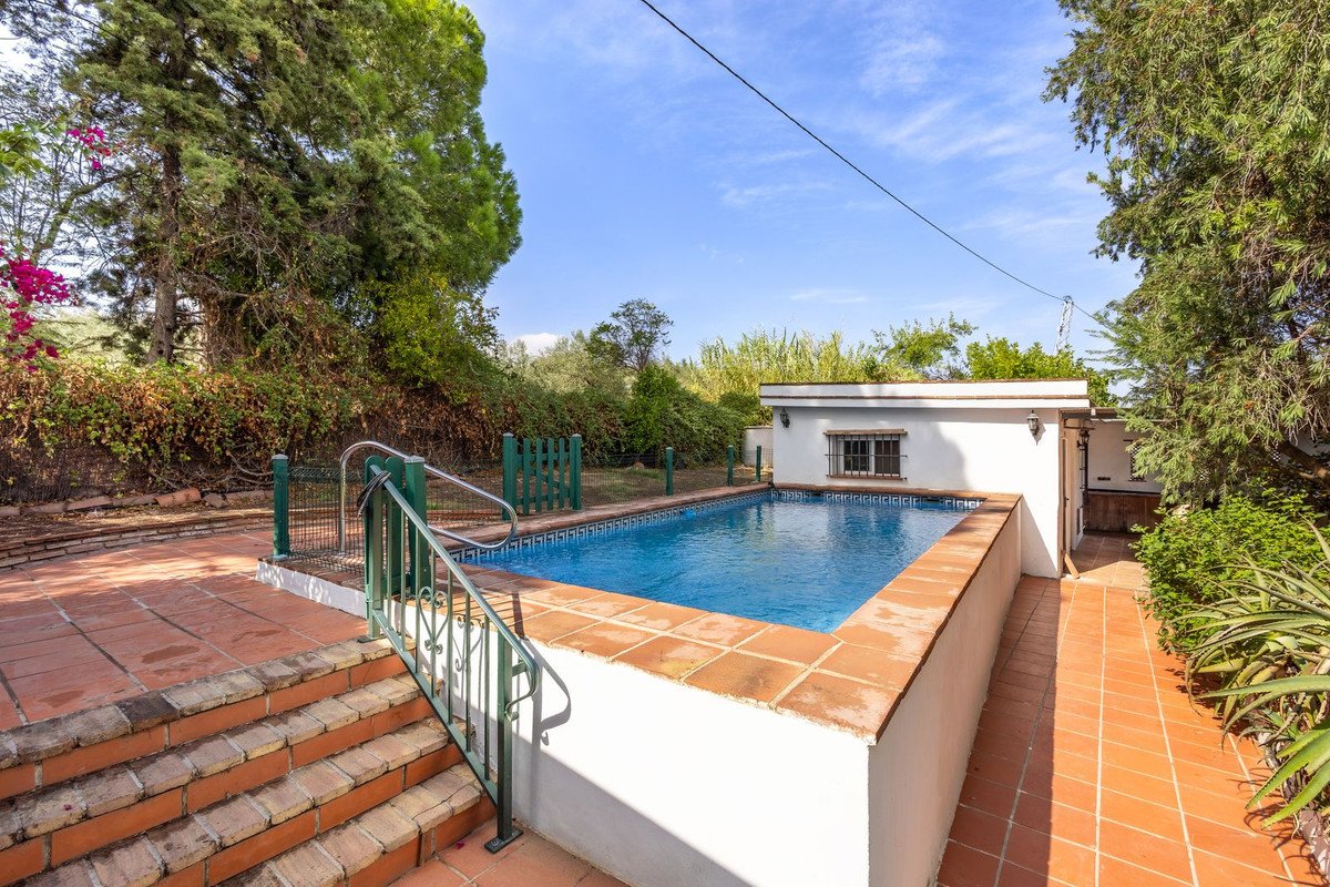 3 Bed Finca - Cortijo in Coín