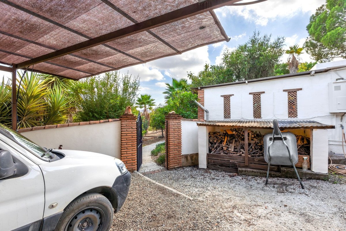 3 Bed Finca - Cortijo in Coín
