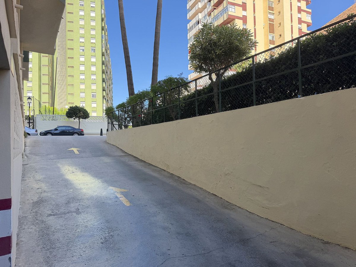 3 Bed Middle Floor Apartment in Los Boliches