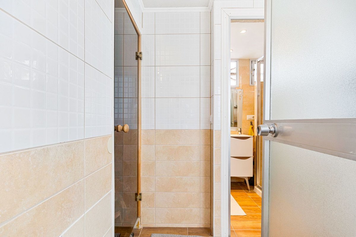 3 Bed Middle Floor Apartment in Los Boliches
