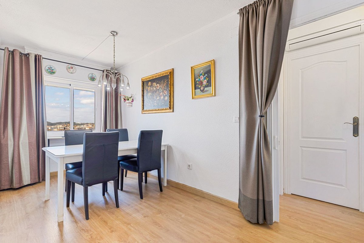 3 Bed Middle Floor Apartment in Los Boliches
