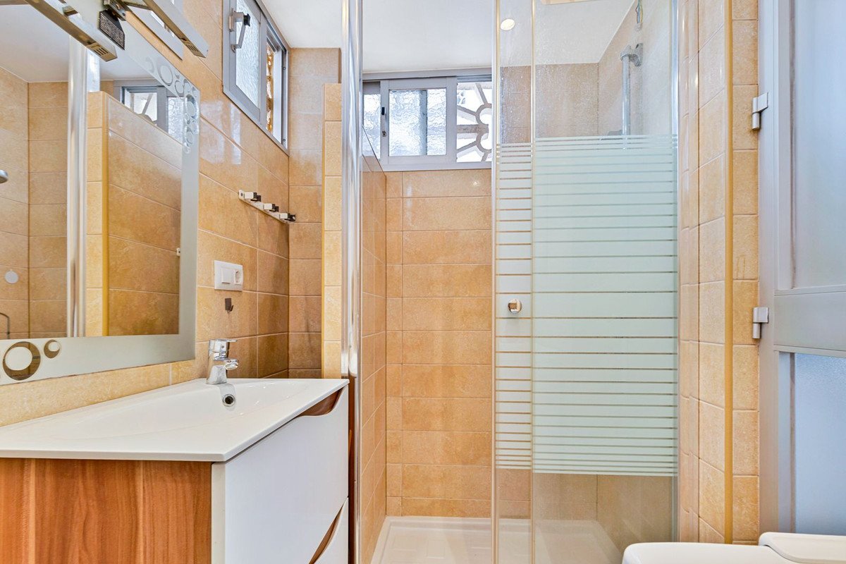 3 Bed Middle Floor Apartment in Los Boliches