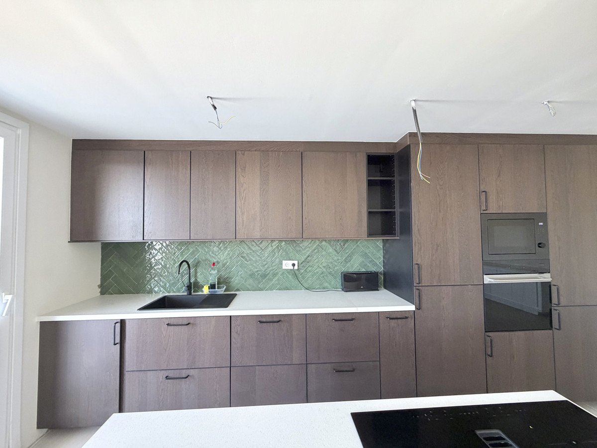 3 Bed Middle Floor Apartment in Estepona