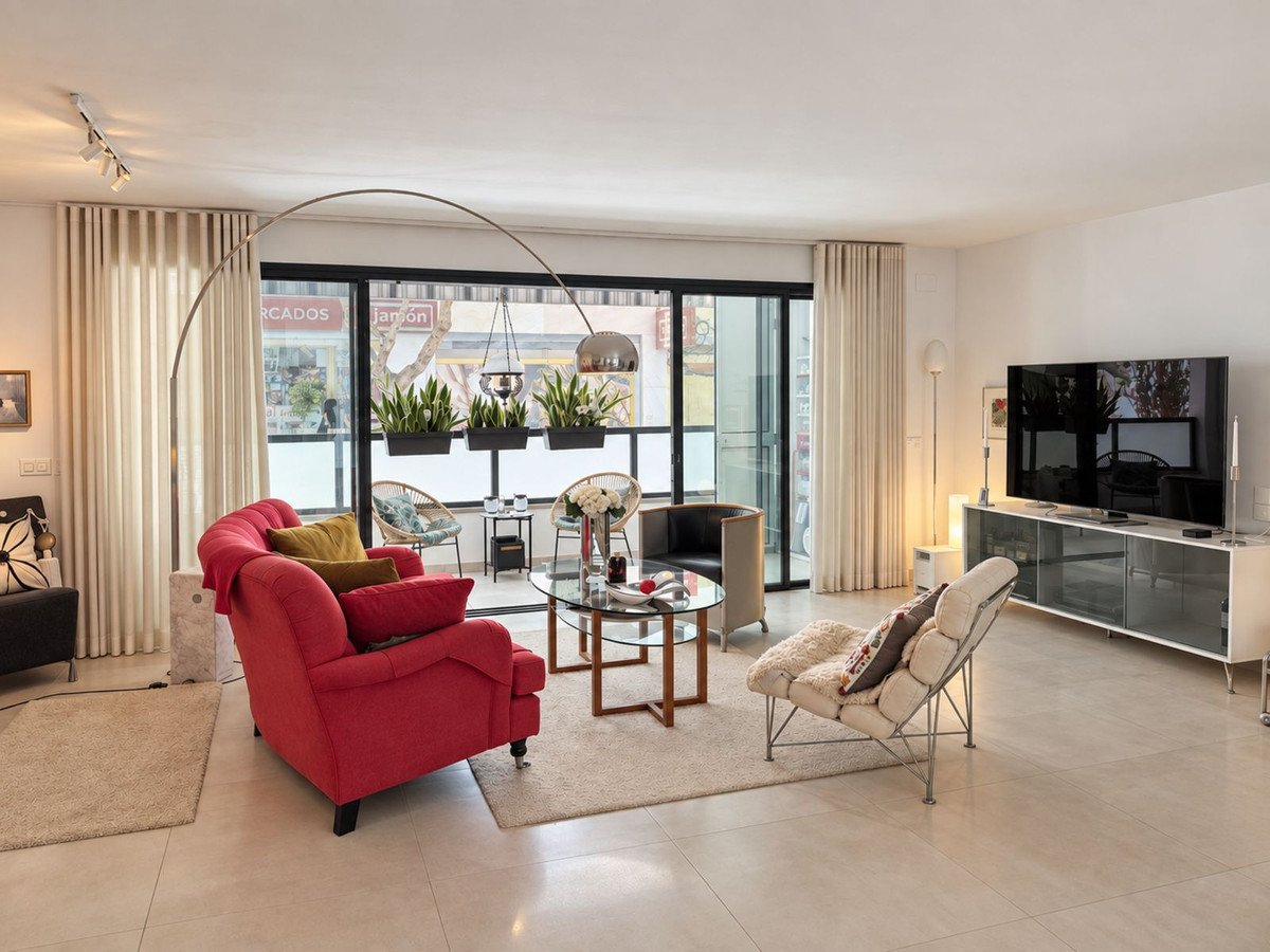 2 Bed Ground Floor Apartment in Fuengirola
