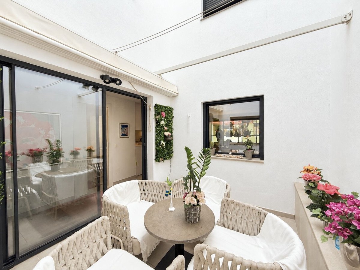 2 Bed Ground Floor Apartment in Fuengirola